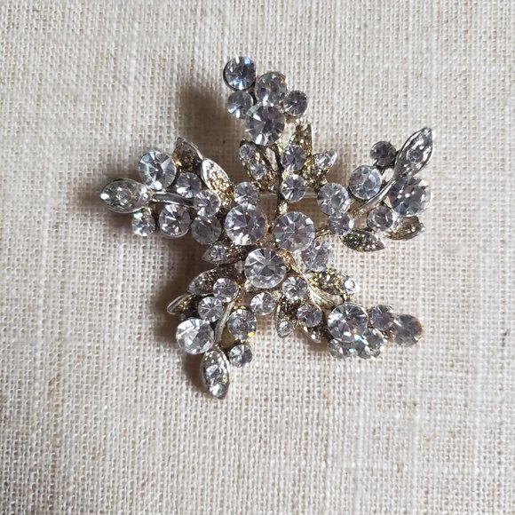 Brooch Bundle - Picture 5 of 8